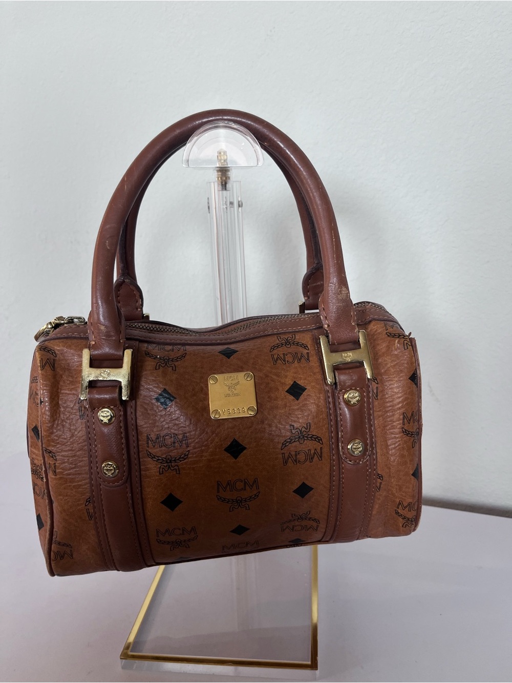 MCM SMALL COGNAC VISETOS BOSTON BAG.